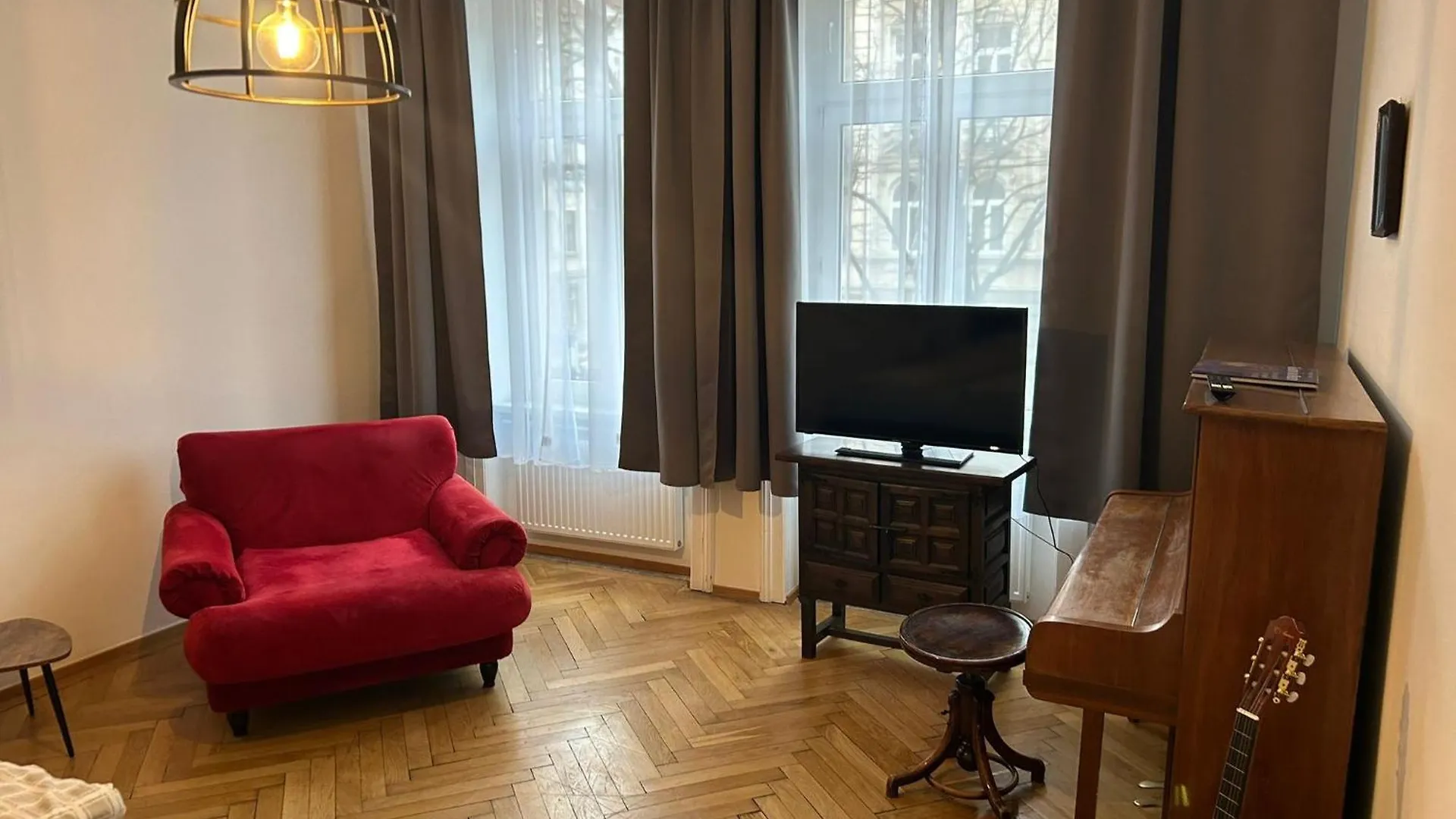 Paky Appartements 00406 Vienna Austria